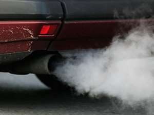 hình ảnh khí thải ô tô